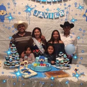 Meet your Posher, Mirella